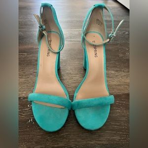 Never worn beautiful turquoise “Call it Spring” brand heels. Size 8.